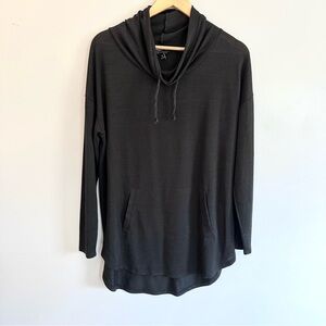 Banana Republic Black Pullover Long-Sleeve Top